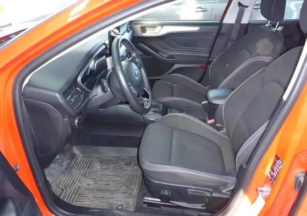 Ford Focus cena 46900 przebieg: 134000, rok produkcji 2020 z Zawichost małe 37